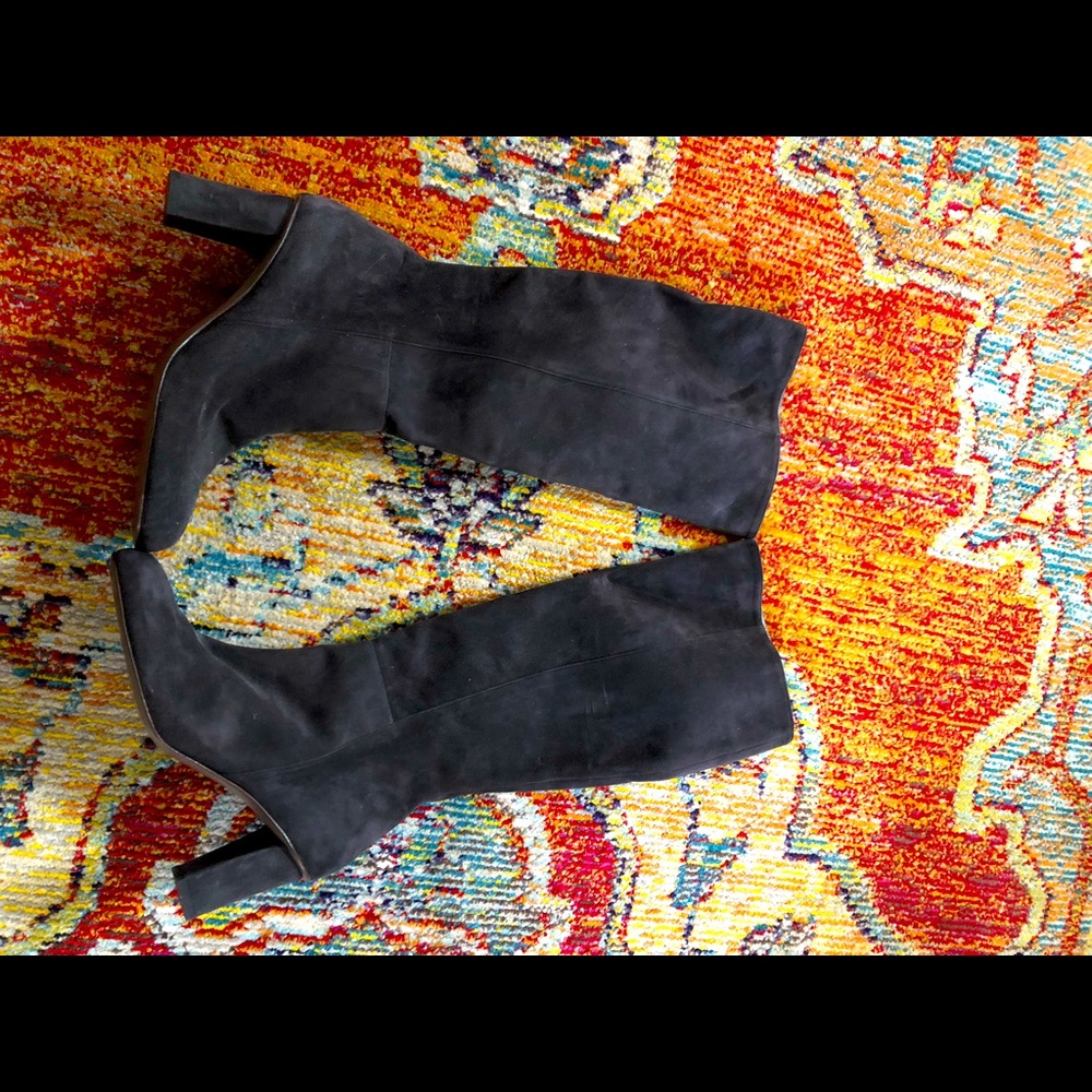 Lafayette 148 New York Adley heeled boot in suede